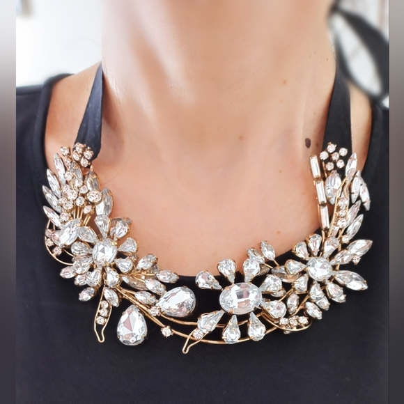 ❤️BCBGMAXAZRIA Statement Necklace - Picture 11 of 12